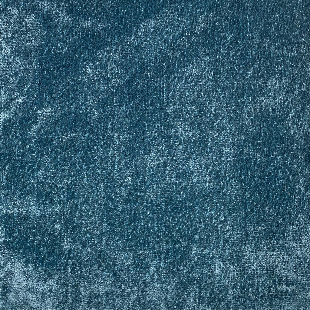 Lux Moody Blue
