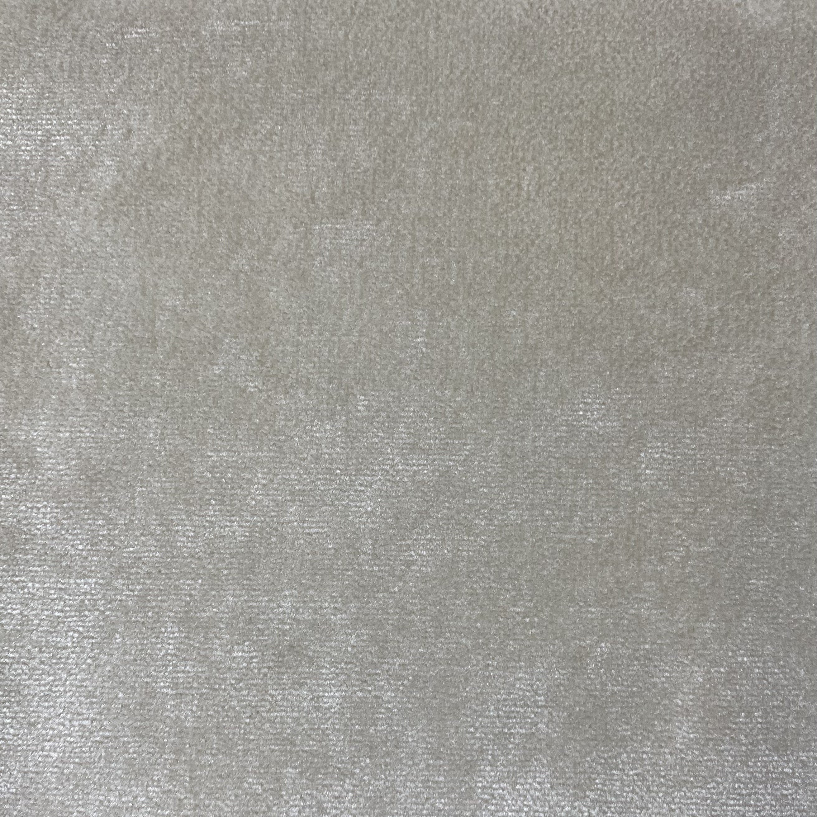 Lux Eggshell – Lark Fontaine